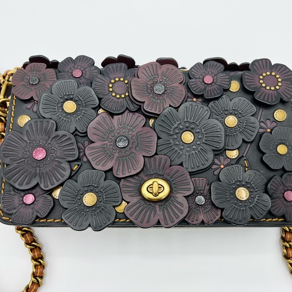 Coach 1941 Dinky with tea rose. - Picture 7 of 16